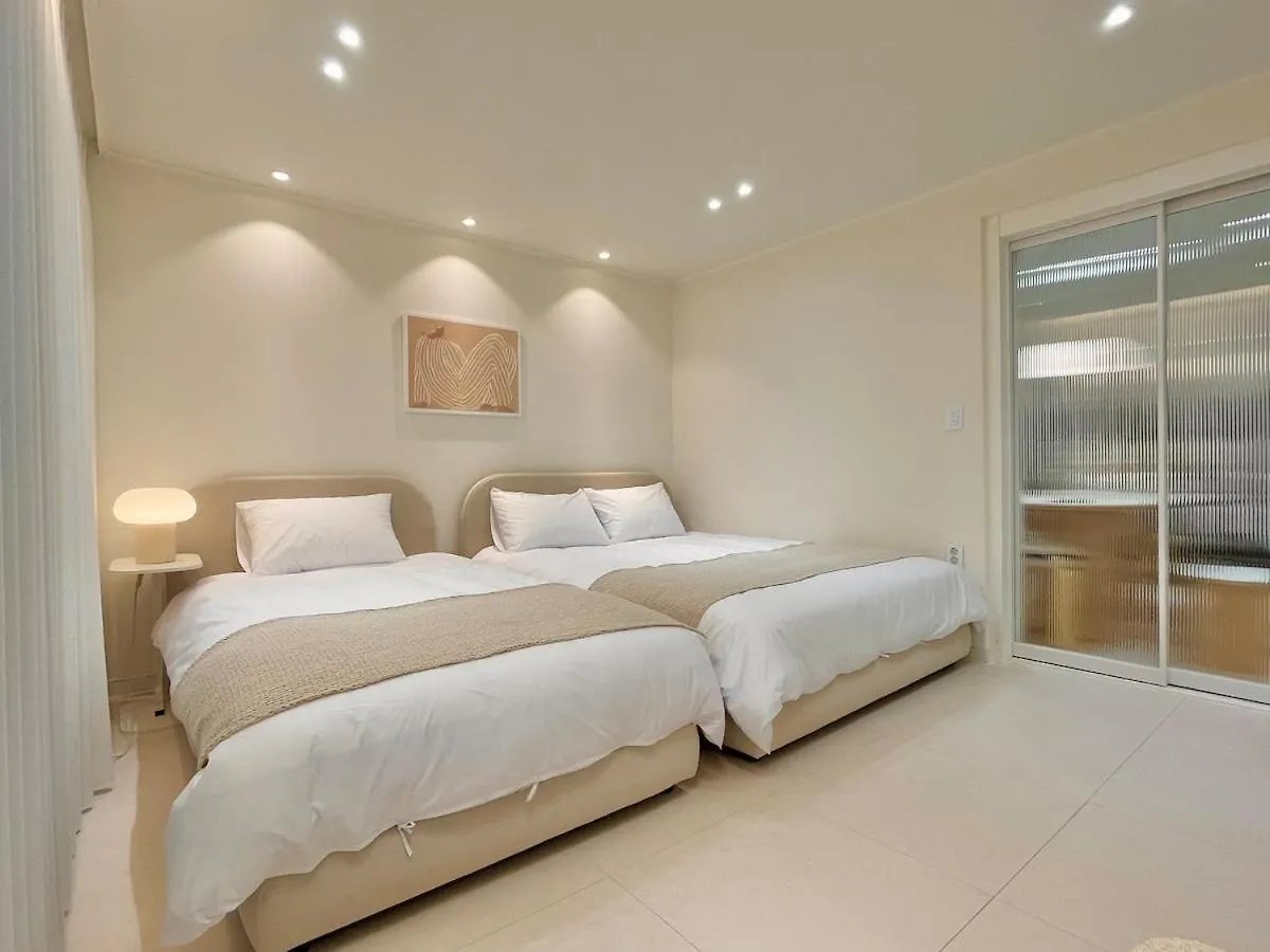 Seouse, Seoul House Apartamento
